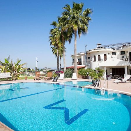 Meryem's Hotel Agios Epiktitos Dış mekan fotoğraf