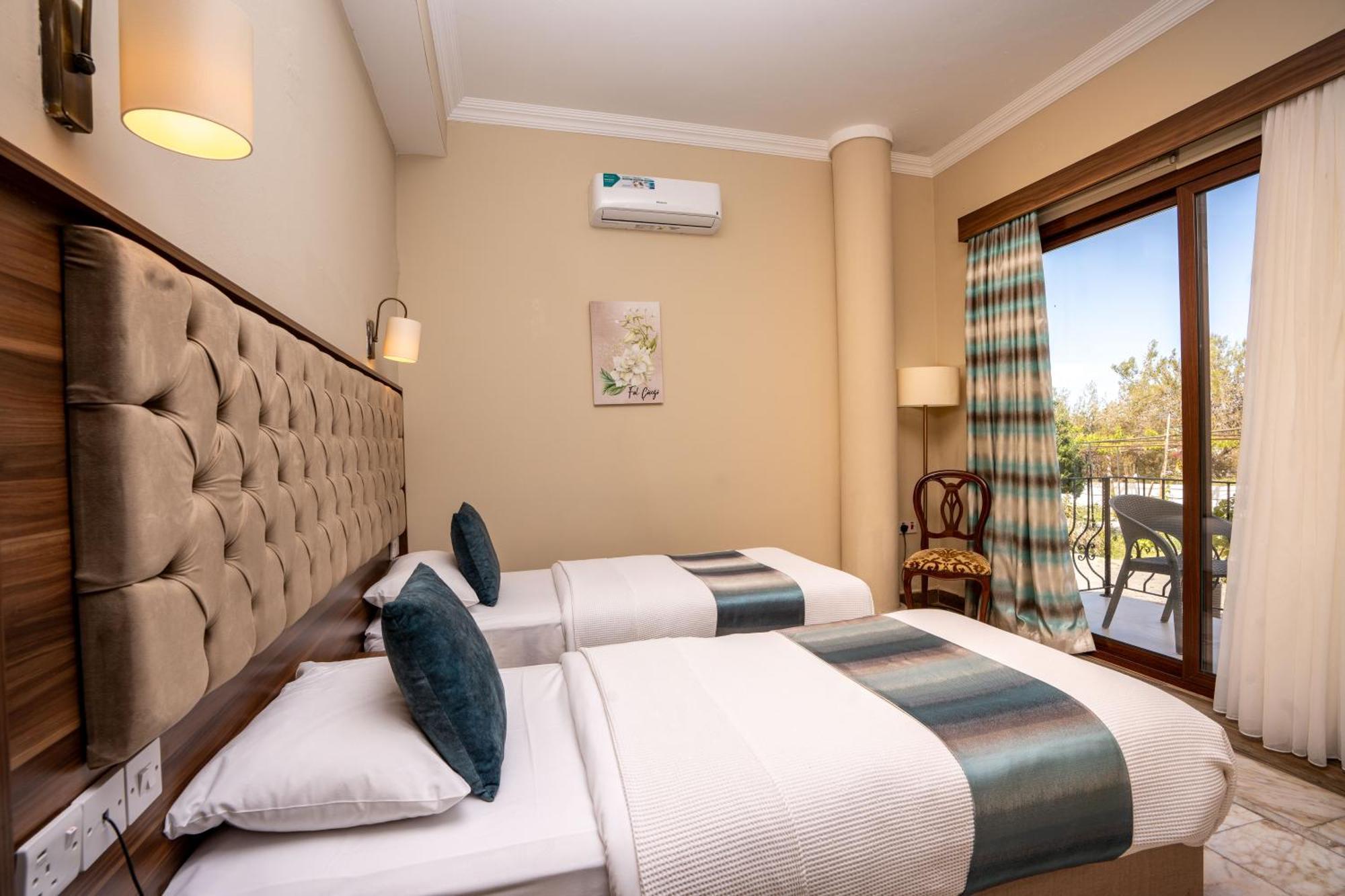 Meryem's Hotel Agios Epiktitos Dış mekan fotoğraf